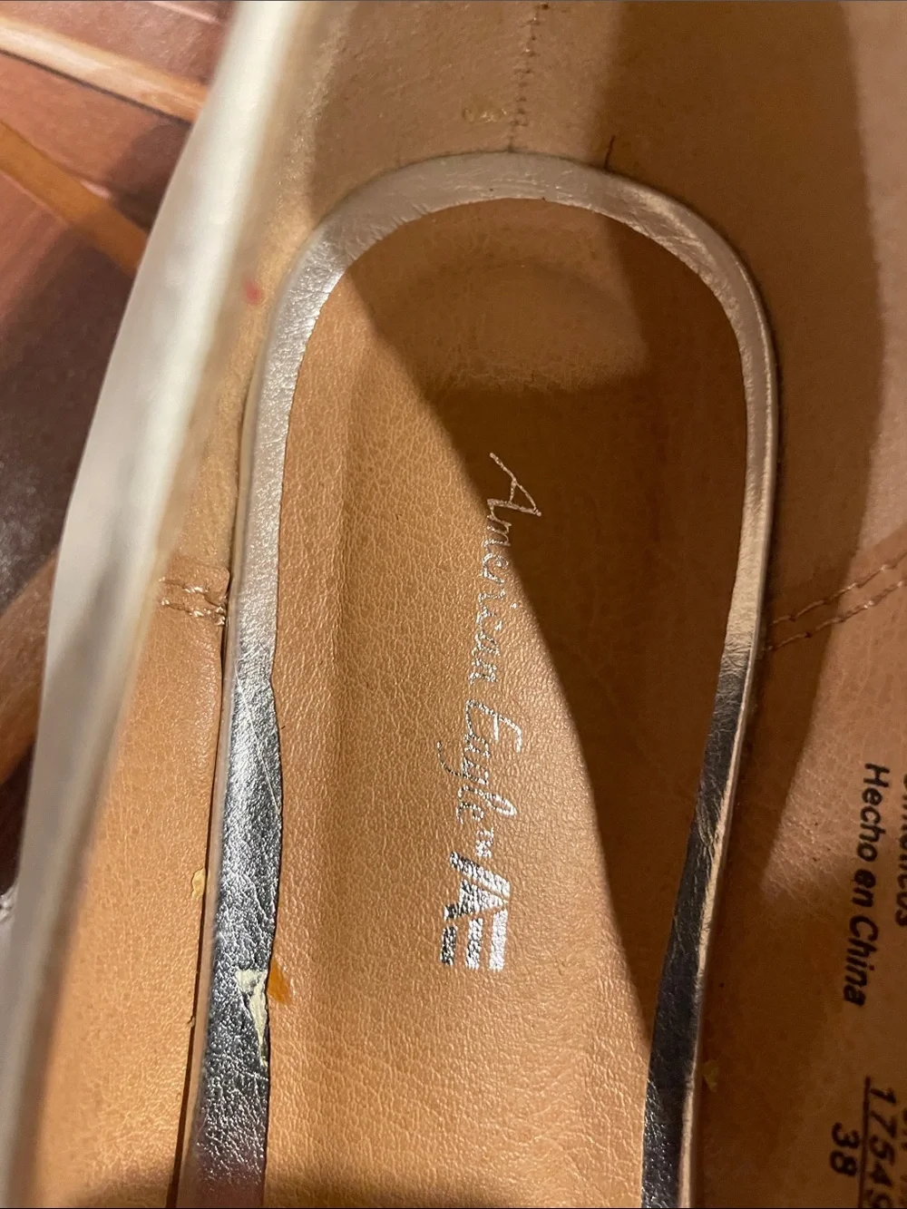 NWT American Eagle Girls Cream Floral Sequin Embellished Ballet Flats